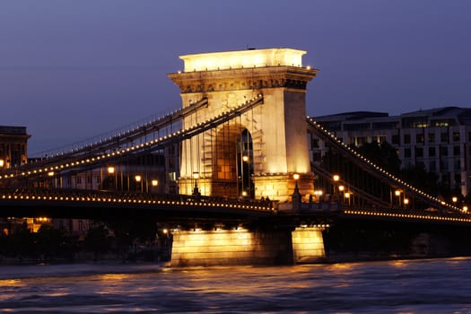 Night image with traffic of the hungarian chain Bridge