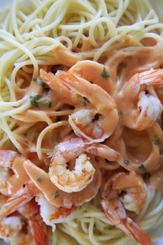 Spaghetti with shrimp and red souse