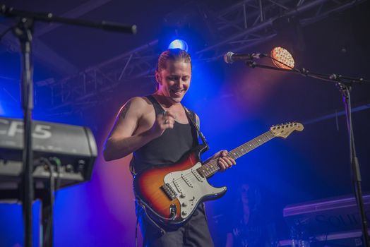 Each year the first week in August held a blues festival in Notodden, Norway. Photo is shot from the concert with Beth Hart band. The band members are: piano/vocal Beth Hart, guitar/vocal Jon Nichols, guitar PJ Barth, drums Bill Ransom