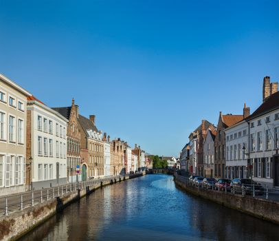 Canal and medieval houses. Bruges (Brugge), Belgium