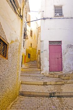 Moulay Idriss is the most holy town in Morocco.  It was here that Moulay Idriss I arrived in 789, bringing with him the religion of Islam and starting a new dynasty.