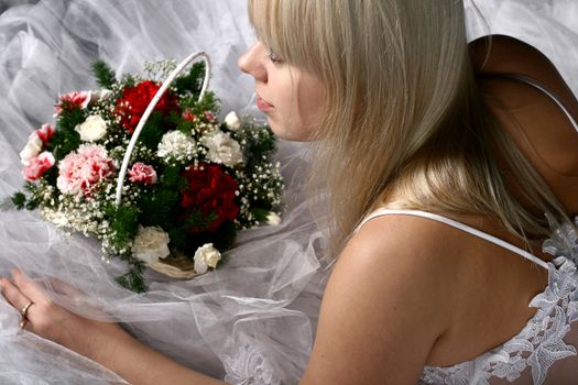 bride flowers very happy in white dress flowers