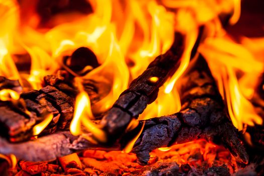 hot embers, log wood fire