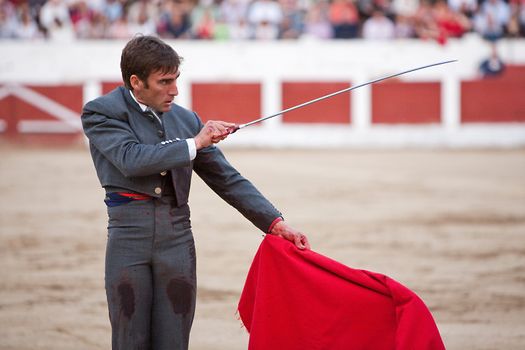 David Gil stabbing a bull. Bullfight at Linares bullring, Linares, Jaen province, Andalusia, Spain, 15 march 2009.