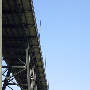 Bridge structure
