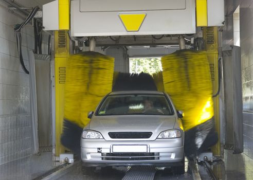 Automatic car wash - very fast and convenient service