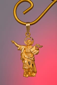 A Precious gold pendant, ideal like gift