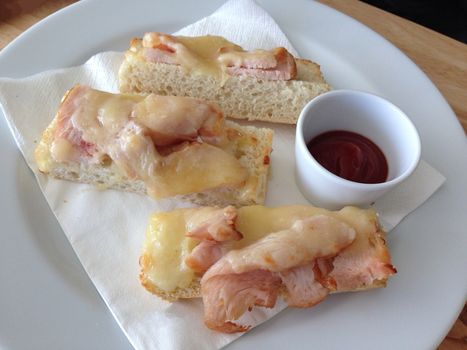 ham and cheese sandwich