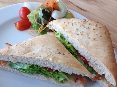 tuna sandwich