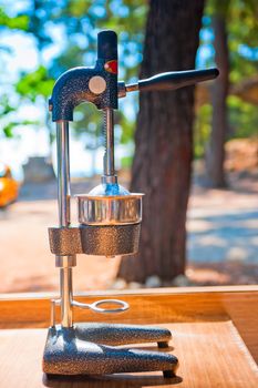 Manual Juicer Chrome street restaurant