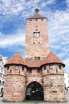 Weisser Turm or White Tower in Nuremberg old town, Nürnberg, Franconia, Bavaria, Germany.
