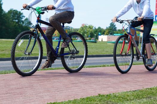  cyclists on the paved bike path