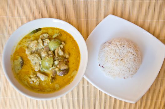 delicious Thai food call KAENG KEAW WAN KAI from chicken and spicy curry