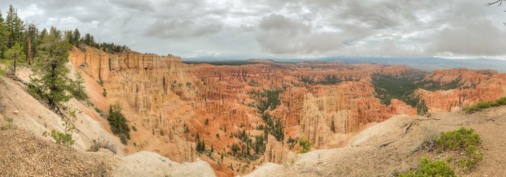 Canyon Bryce panorama panoramic view amphitheater west USA utah 2013