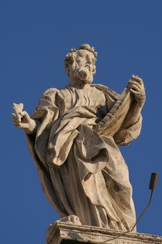 Detail of the statues surrounding the St. Peter's Square, Vatican City, Rome, Rome Province, Lazio, Italy
