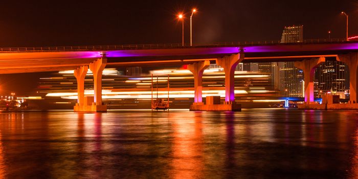 Bridge across the Atlantic ocean, MacArthur Causeway Bridge, Miami, Miami-Dade County, Florida, USA