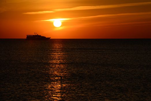 Sunset over the Atlantic ocean, Fort Myers, Lee County, Florida, USA