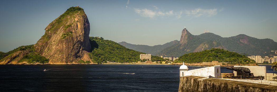 Fort at the waterfront with Sugarloaf Mountain in the background, Guanabara Bay, Rio De Janeiro, Brazil