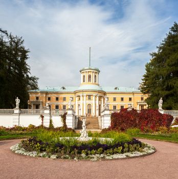 Museum-Estate of Arkhangelskoye. Grand Palace. Arkhangelskoye - unique monument of Russian architecture of the manor, located 20 kilometers northwest of Moscow.