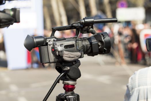 Covering an event with a video camera