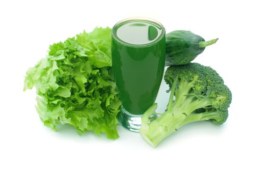 Blended smoothie drink containing healthy green vegetables