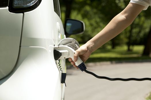 Charging battery of an electric car