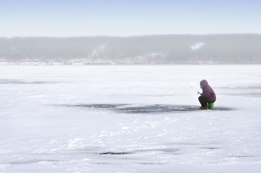 Hobby of many people - it is fishing in the winter.