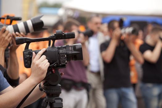 Covering an event with a video camera