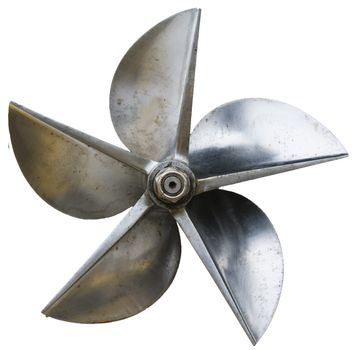 a front view of a propeller of a boat