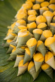 Toddy palm cake in leaf2