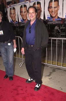 Jon Lovitz at the premiere of 20th Century Fox's "ME, MYSELF AND IRENE" in Westwood, 06-15-00