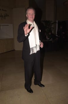 Jon Voight at the 2000 Vision Awards, held to raise funds to fight eye diseases. Beverly Hills, 06-17-00