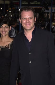 John C. Reilly and Alison Dickey at the premiere of Warner Brother's "The Perfect Storm" in Westwood, 06-26-00