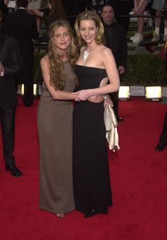 Jennifer Aniston and Lisa Kudrow at the 6th Annual Screen Actors Guild Awards, Shrine Auditorium, 03-12-00