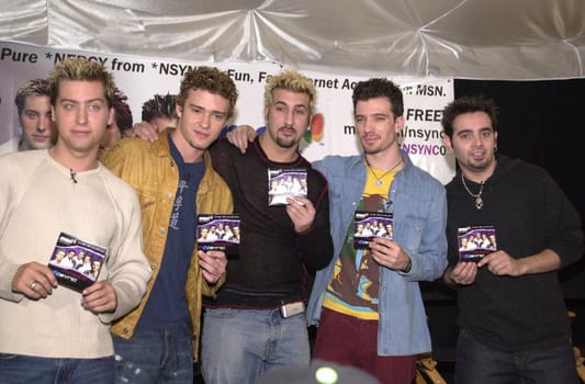N Sync at a press conference to lend their name to the new Microsoft "MSN Project," Beverly Hills, 11-28-00