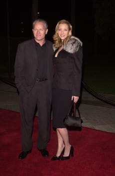 Lisa Kudrow and Husband at the premiere of Paramount Pictures "Lucky Numbers" in Hollywood, 10-24-00