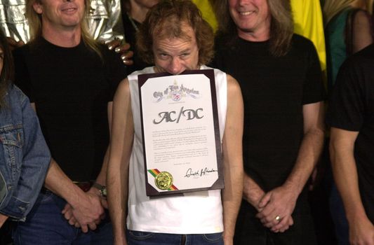 Angus Young at the ceremony where they were inducted into Sunset Blvd's Rockwalk. 09-15-00