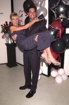 Eileen Davidson and Don Diamont at the Young & The Restless 7000th Episode bash in Hollywood. 09-28-00