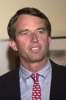 Robert Kennedy Jr. at the Natural Resources Defense Council's "Earth To L.A." benefit held in Los Angeles, 05-31-00