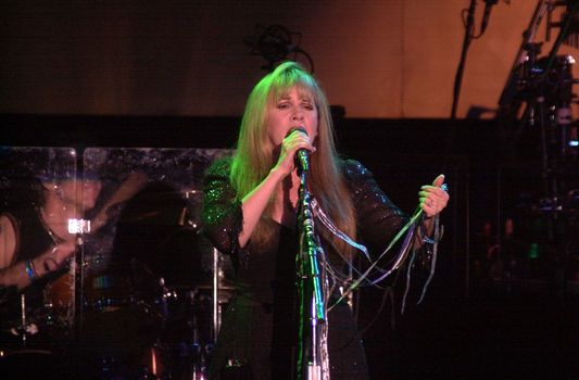 Stevie Nicks at the 2001 Radio and Records Convention, Century Pl;aza Hotel, Century City, 06-14-01