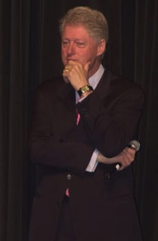 Bill Clinton at the 2001 Radio and Records Convention, Century Pl;aza Hotel, Century City, 06-14-01