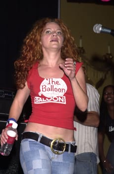 Nikka Costa at the 2001 Radio and Records Convention, Century Pl;aza Hotel, Century City, 06-14-01