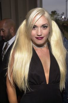 Gwen Stefani at the 2001 MTV Movie Awards, Shrine Auditorium, Los Angeles, 06-02-01