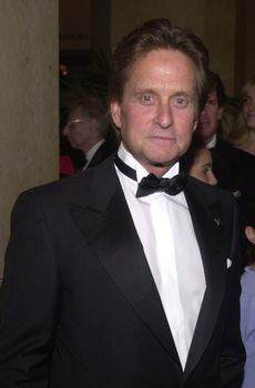 Michael Douglas at the Simon Wiesenthal Center Museum of Tolerance 2001 National Tribute Dinner, Beverly Hilton Hotel, Beverly Hills, 06-25-01