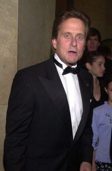 Michael Douglas at the Simon Wiesenthal Center Museum of Tolerance 2001 National Tribute Dinner, Beverly Hilton Hotel, Beverly Hills, 06-25-01