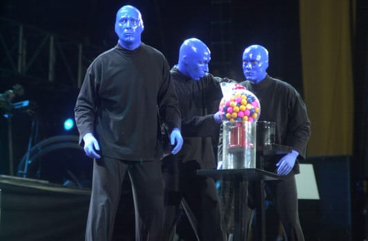 Blue Man Group at the KIIS FM annual Wango Tango concert, Dodger Stadium, 06-01-01