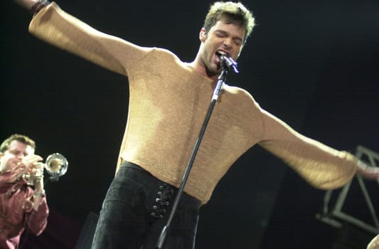 Ricky Martin at the KIIS FM annual Wango Tango concert, Dodger Stadium, 06-01-01