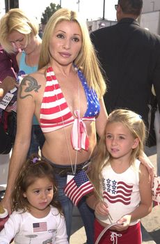 E.G. DAILY and DAUGHTERS at the celebrity recording of "We Are Family" to benefit the victims of New York's 9-11 tragedy, 09-23-01