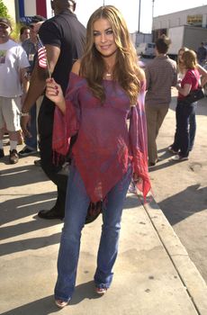 CARMEN ELECTRA at the celebrity recording of "We Are Family" to benefit the victims of New York's 9-11 tragedy, 09-23-01
