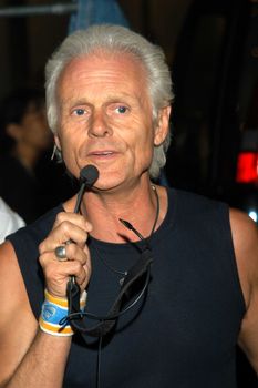 Michael Des Barres at the Last Chance For Animals Press Conference, Third Street Promenade, Santa Monica, Calif., 08-26-03